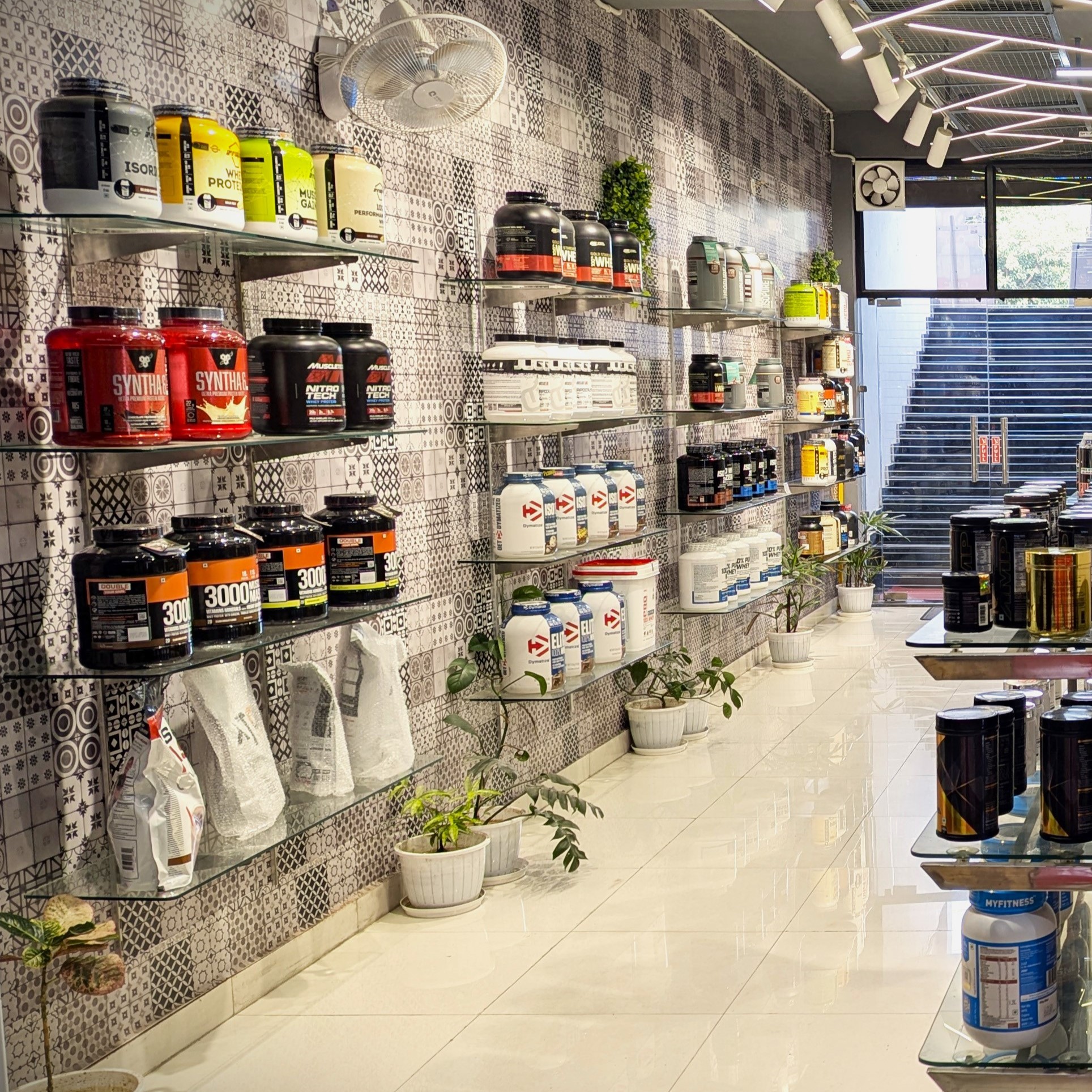 Store Photo 3